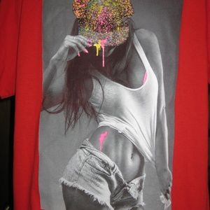 Hard 10 Men's Graphic Tee       Size XL